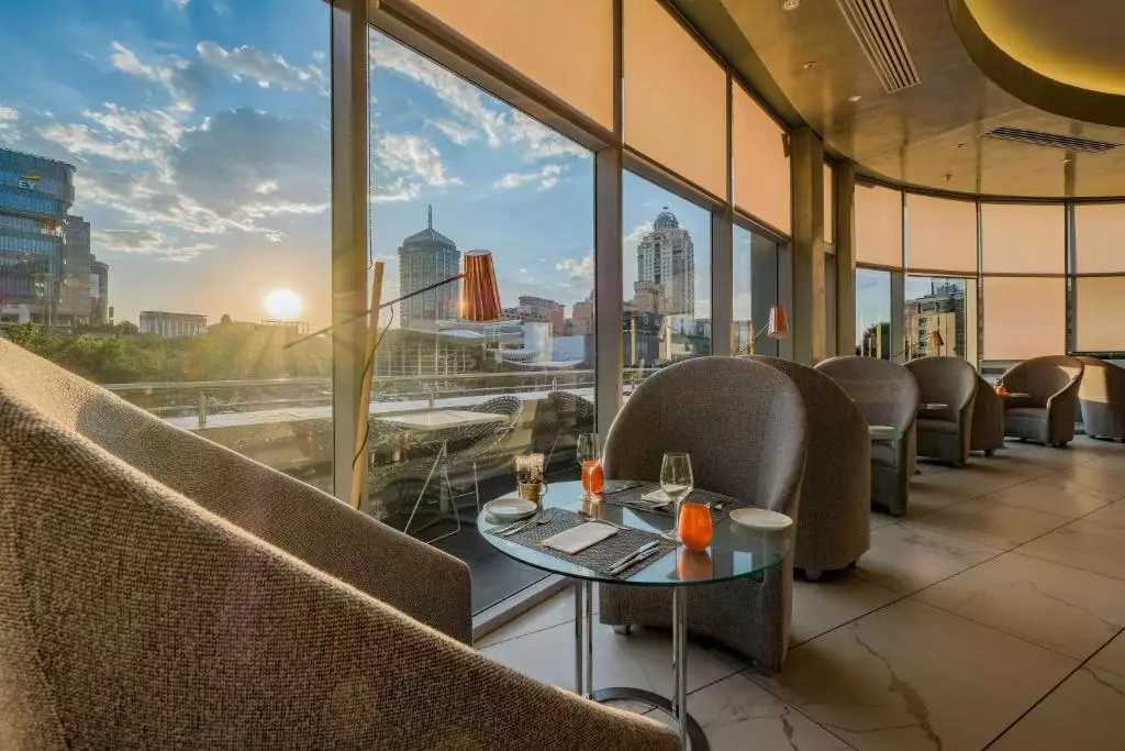 لابی هتل رادیسون بلو ژوهانسبورگ